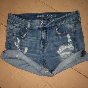 AE Light Wash Midi Shorts